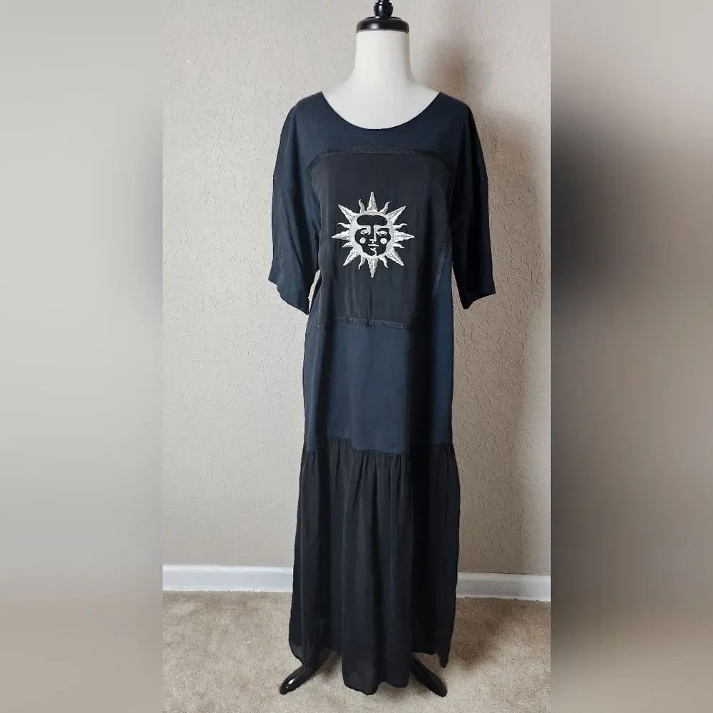Johnny Was T-Shirt Vintage Sun Embroidery Dress Black Size L